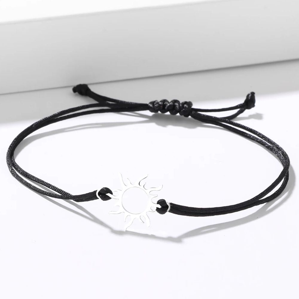 bracelet cordon noir avec pendentif 