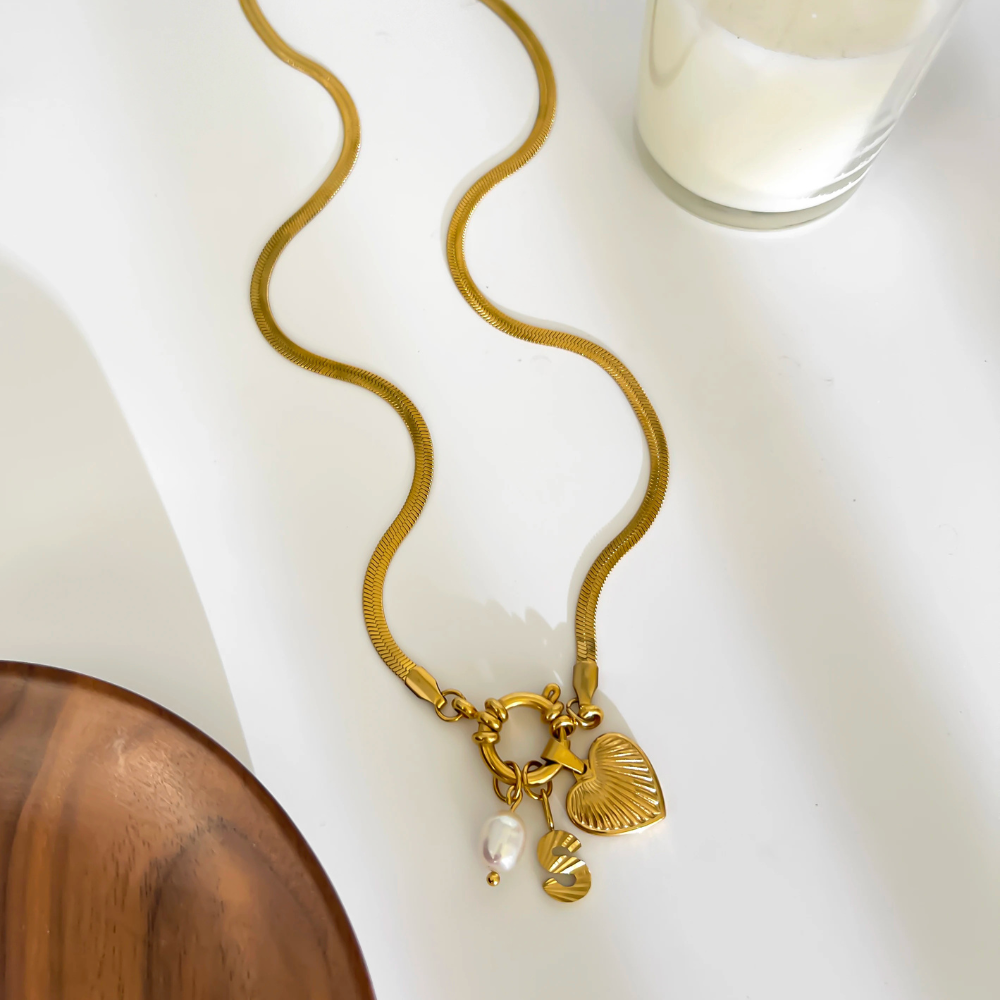 Collier Charms Lettre K pas cher