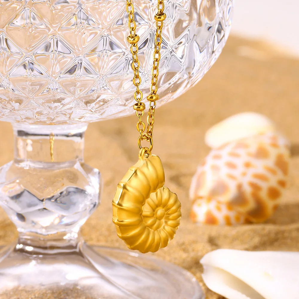 Collier Coquillage Acier Inoxydable pas cher