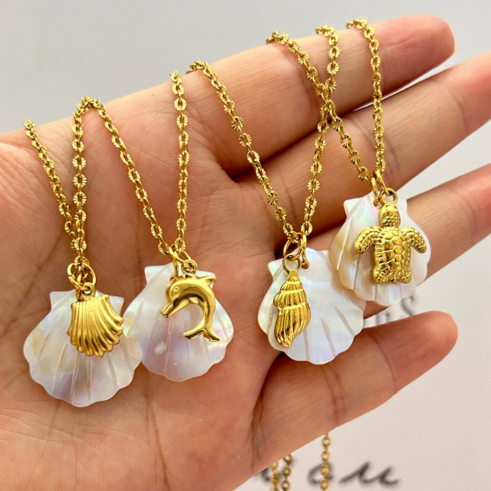 Collier breloque Coquillage Nacre