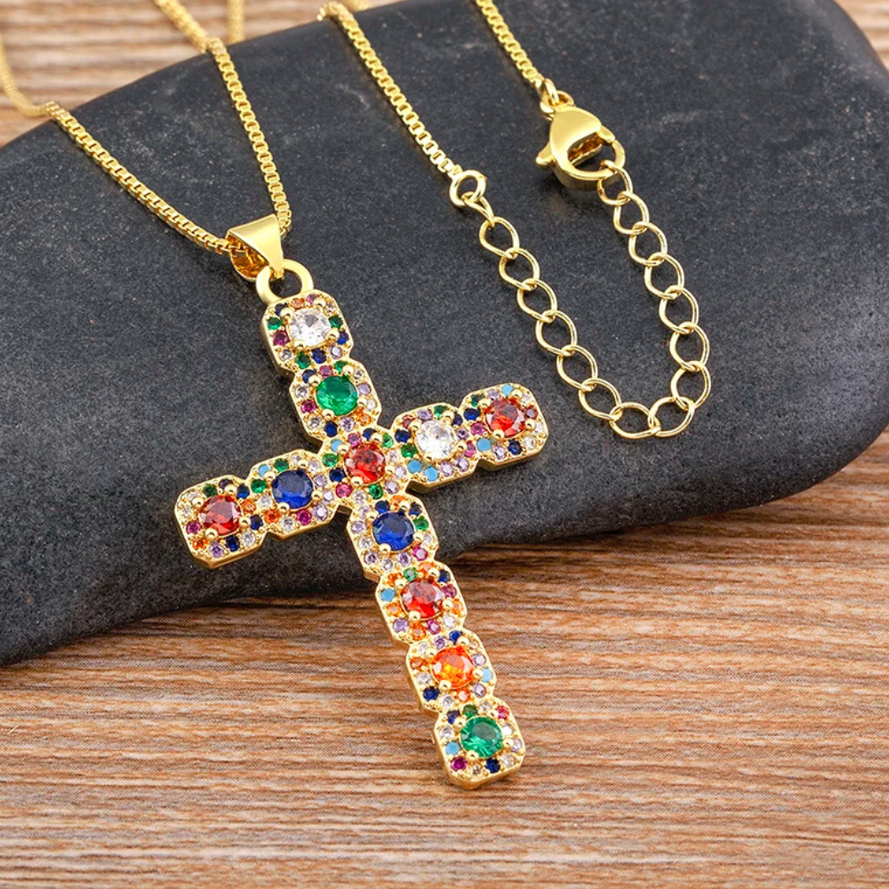 Collier Croix Diamant Multicolore pas cher