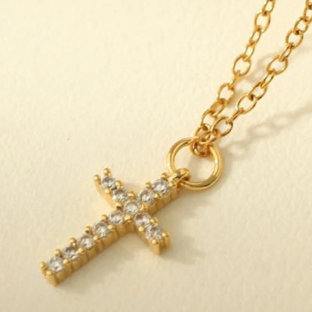 Collier Petite Croix Diamant pas cher