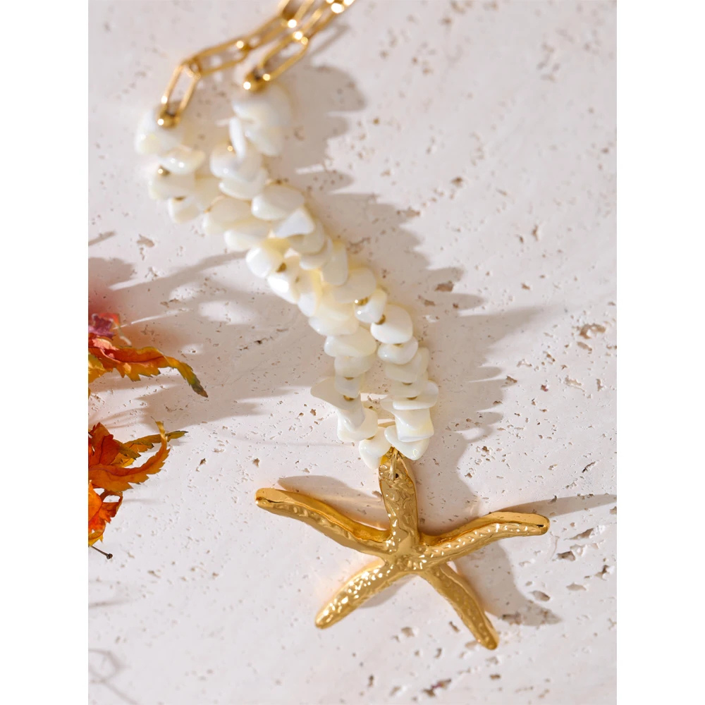 Collier Perles Blanches Étoile de Mer pas cher
