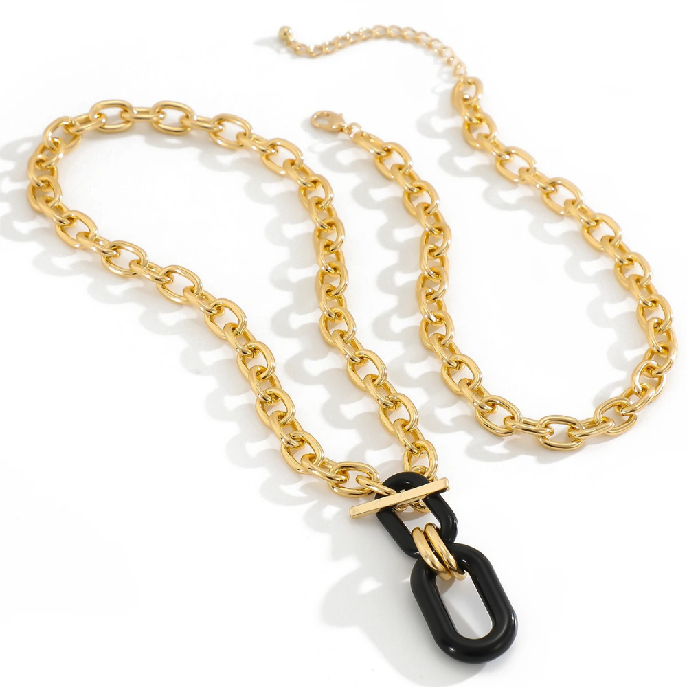 Collier Grosse Maille Pendentif Noir pas cher