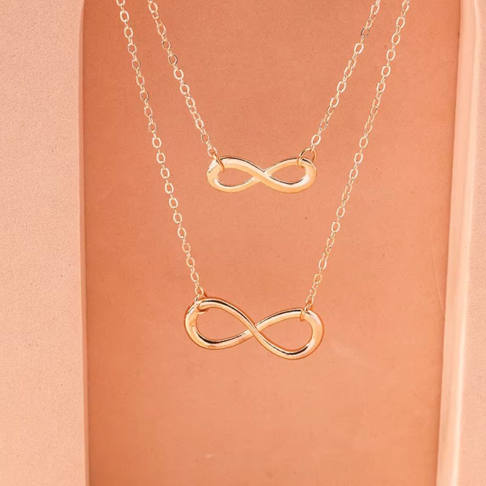 Collier Infini argenté avec Double Chaîne