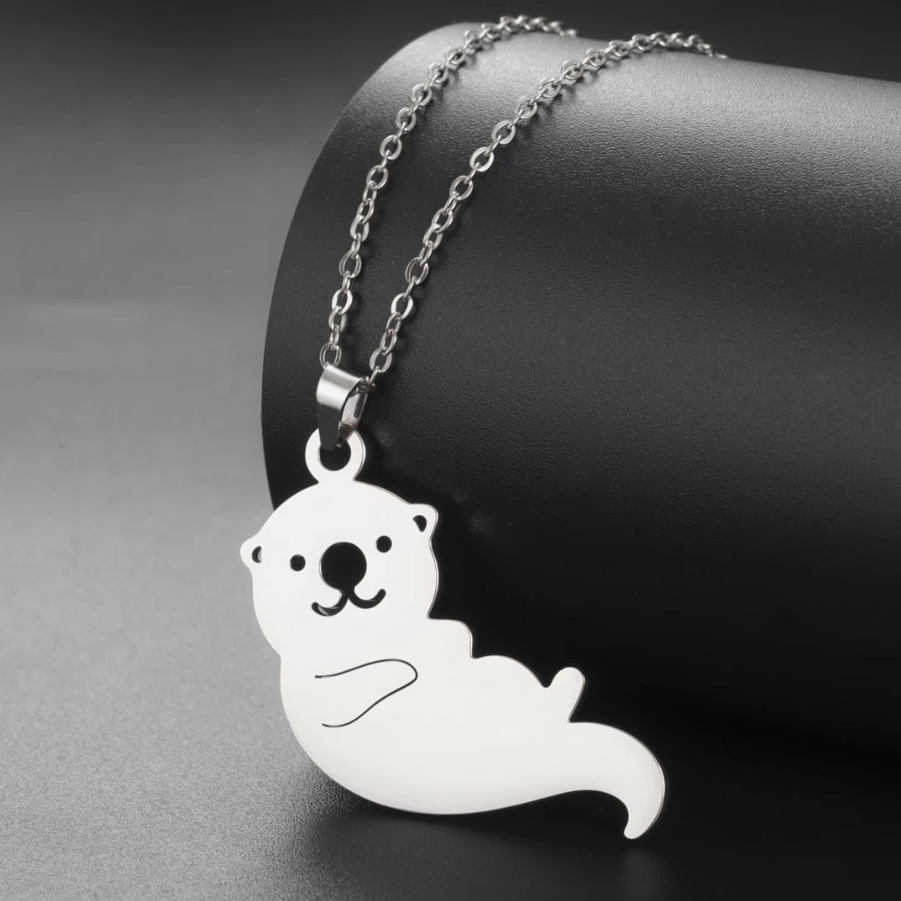 Collier Loutre Métal