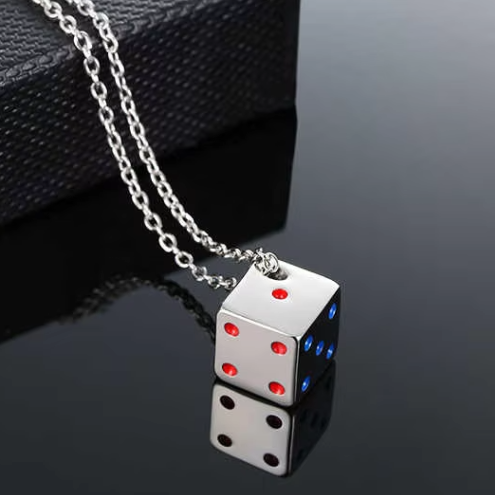 Collier Pendentif Dé Acier