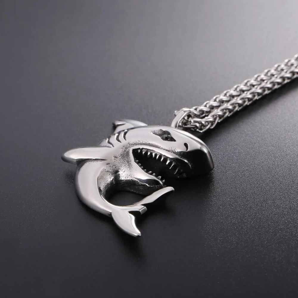 Collier Pendentif Requin Argent