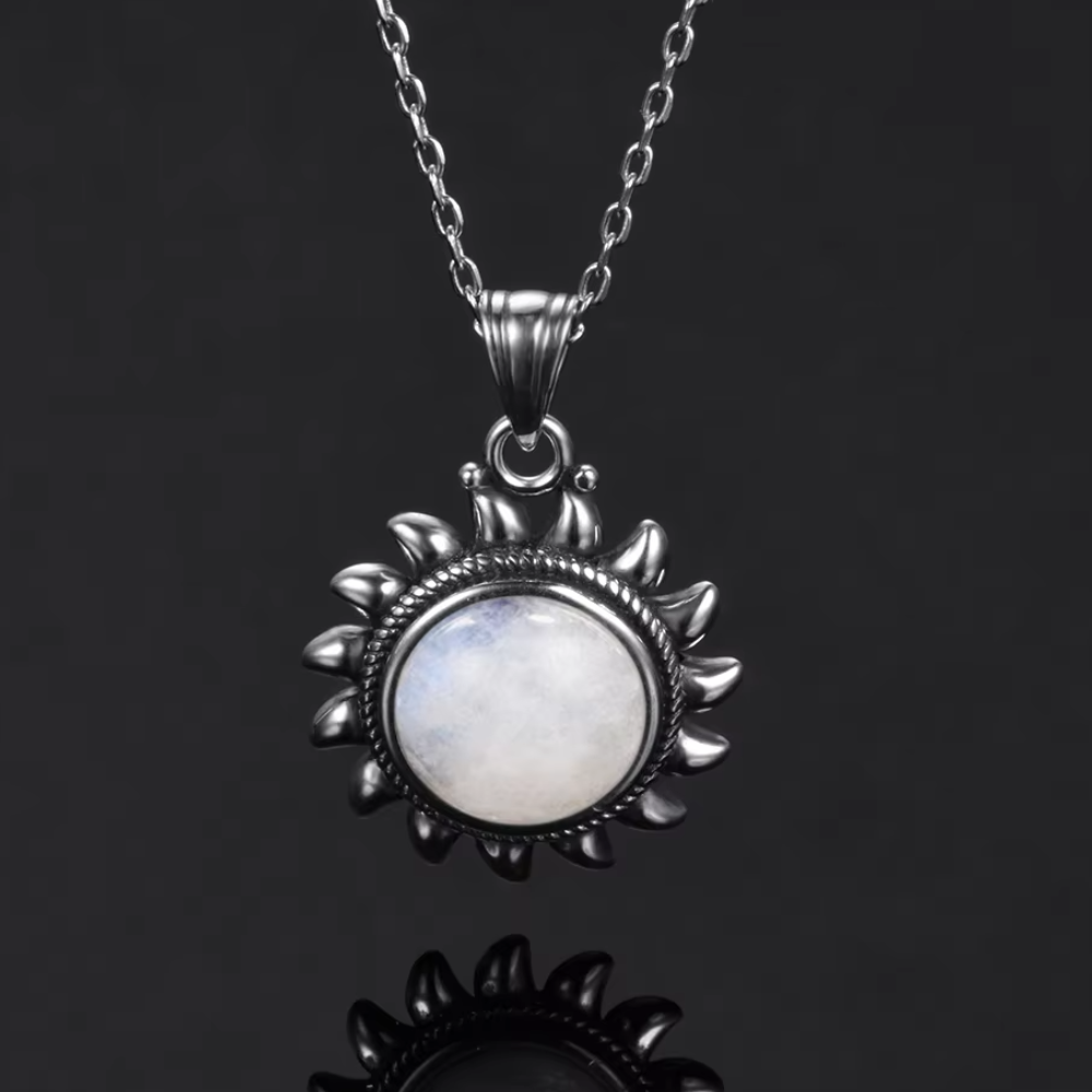 Collier Soleil Gothique