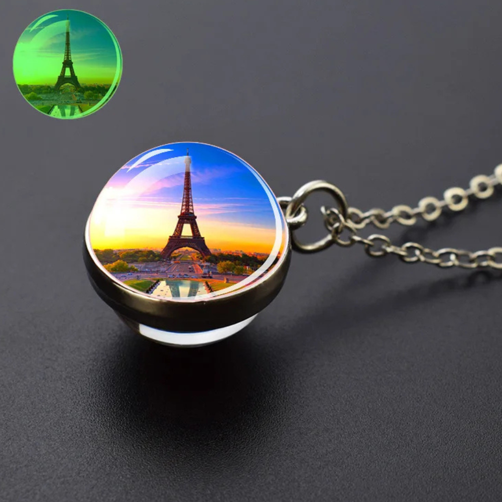 Collier Tour Eiffel Lumineux