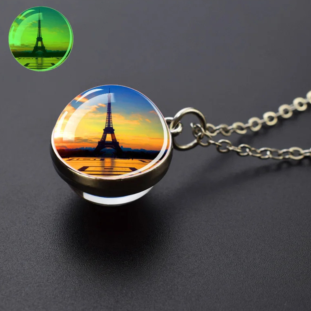 Collier Tour Eiffel Lumineux Acier